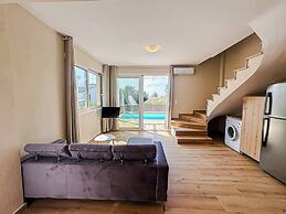 Seaside Pool Villas