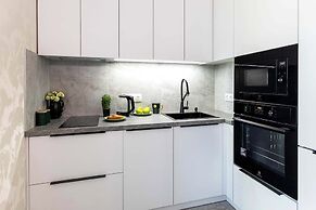 Three-room apartment near Avia Mall