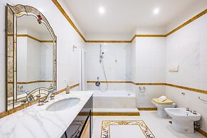 Luxury Toledo 22