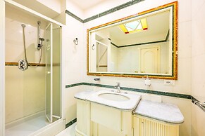 Luxury Toledo 22