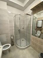 Bon Voyage Apartments