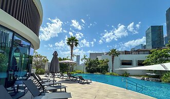 LUX  The Banyan Tree Suite