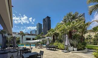 LUX  The Banyan Tree Suite
