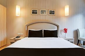 Super Deluxe Roomhotel Mayvilas