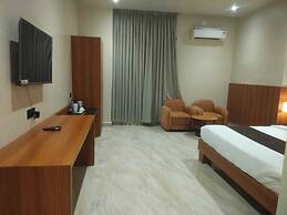 Shreeja Central