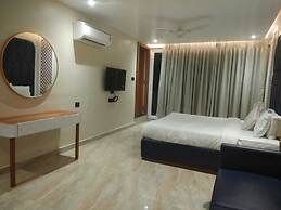 Shreeja Central