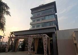 Palette Isbt Dehradun