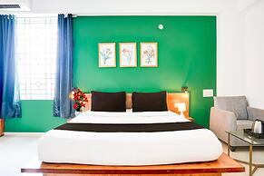 Classic With Balconypioneer Suites