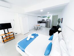 DUCASSI SUITES STUDIOS HOTEL BEACH CLUB
