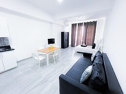 DUCASSI SUITES STUDIOS HOTEL BEACH CLUB