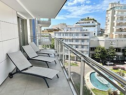 Central Flat 150 mt From Beach