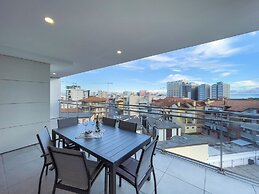 Central Flat 150 mt From Beach