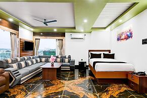 Super Deluxe Roomtanish Inn