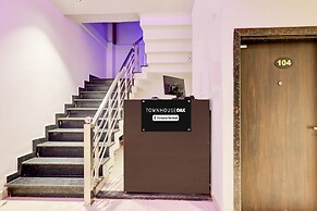 Super Townhouse Oak Kanpur