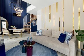 Two-level Apartment, Private Terrace With Jacuzzi