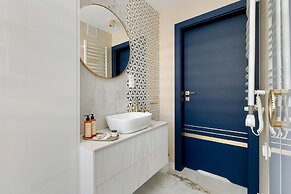 Two-level Apartment, Private Terrace With Jacuzzi