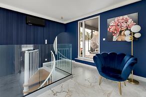 Two-level Apartment, Private Terrace With Jacuzzi