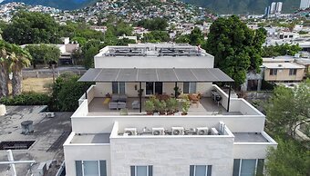 Casa Curie