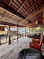Gibran Dive Guest House