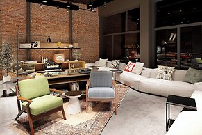 Moxy Belgrade Skadarlija