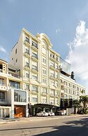 The Sun Hotel