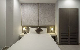 The Sun Hotel