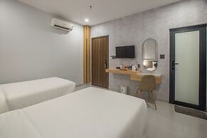 The Sun Hotel