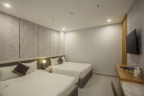 The Sun Hotel