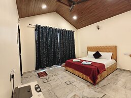 Vikas Boat Club & Resort