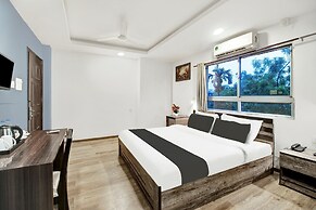 Super Townhouse Hatigaon