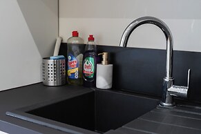 Comfortable Stay for 2 Easy City Access