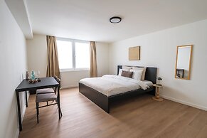 Comfortable Stay for 2 Easy City Access