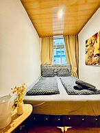 Spacious Private Room Near FAC Platz