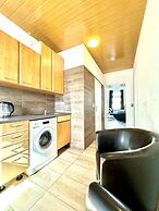 Cozy Studio Apartment Near FAC Platz