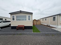 Mobile Home With Garden and Terrace