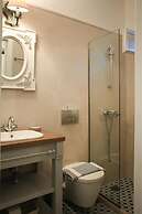 Saint Louis Suites