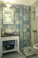 Saint Louis Suites