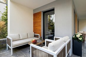 Comfortable 2-room Apartment, Indoor Pool