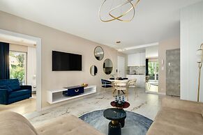 Comfortable 2-room Apartment, Indoor Pool