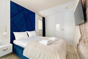 Comfortable 2-room Apartment, Indoor Pool
