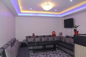 Seven Streams Hotel