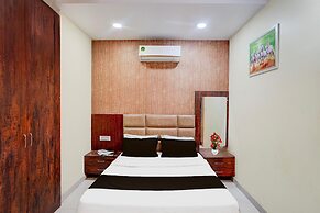 Deluxe Hotel Koshalya Mohan