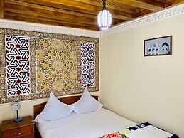 Sukhrob Barzu Hotel
