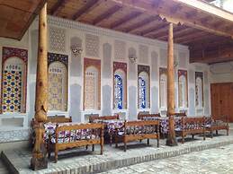 Sukhrob Barzu Hotel