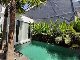 Escotel Jalak Canggu
