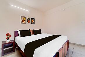Super Townhouse Kalady