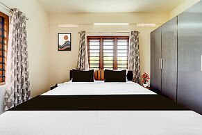 Super Townhouse Kalady
