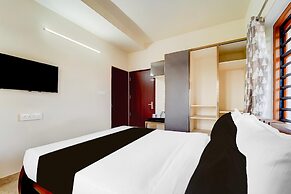 Super Townhouse Kalady
