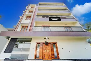 Super Townhouse Kalady
