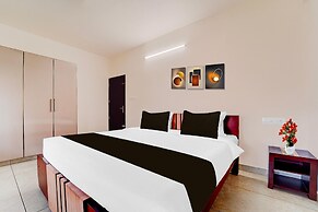 Super Townhouse Kalady